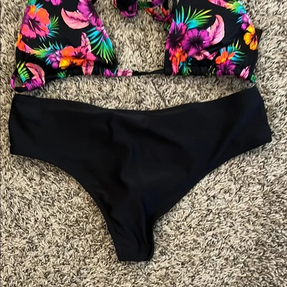 Thrifted Tropical String Bikini Set