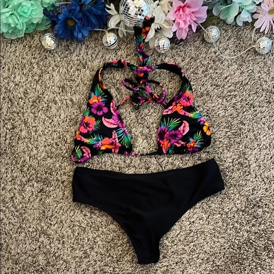 Thrifted Tropical String Bikini Set
